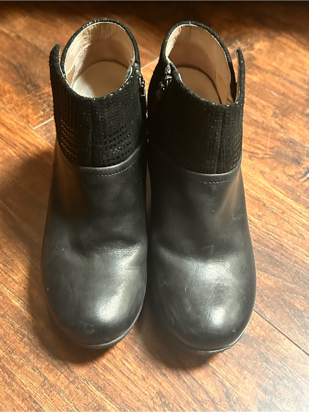 Dansko Black Leather Ankle Booties with Knit Cuff sz 37